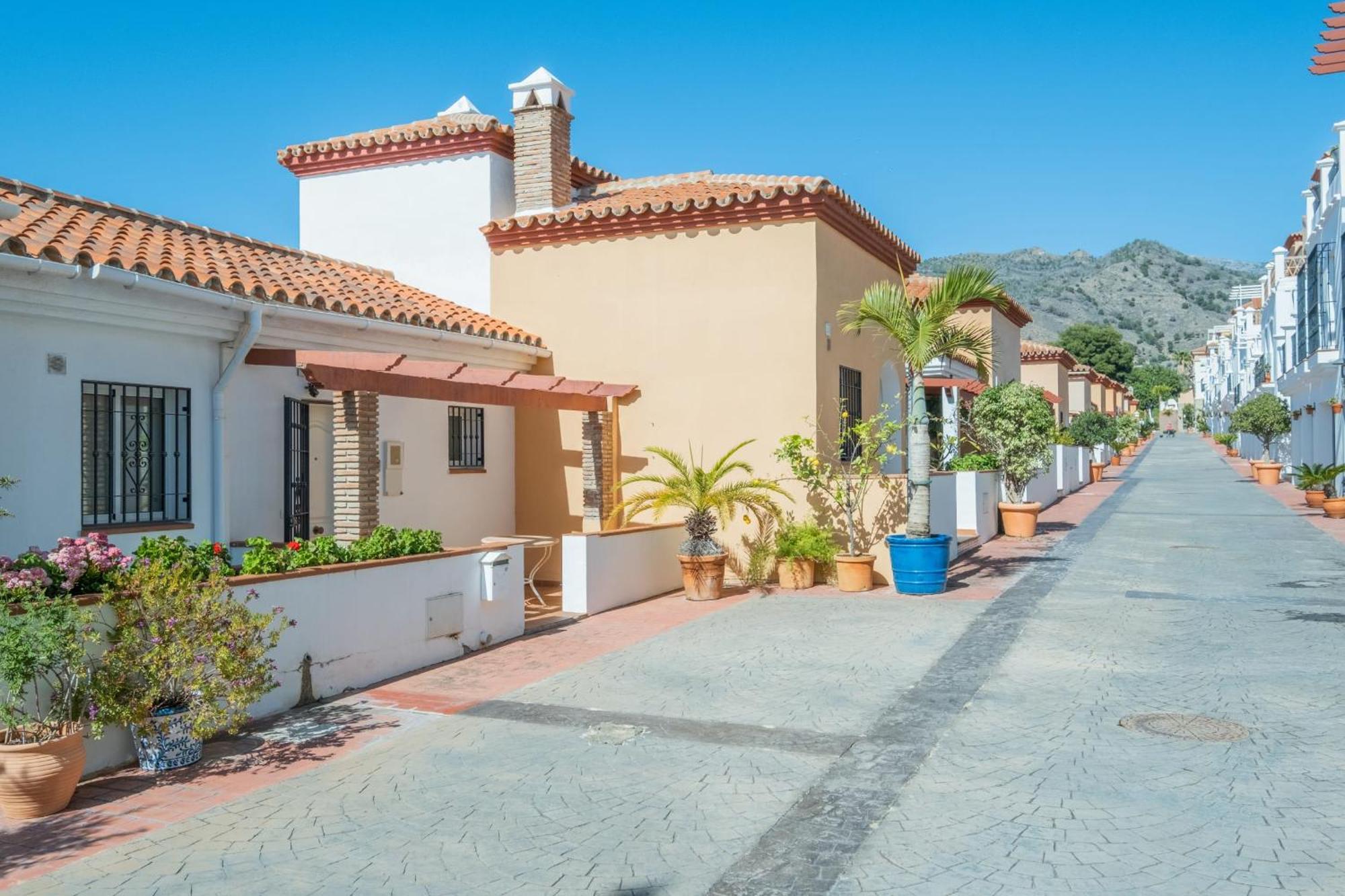 Aljamar 24 Comfortable House Near Burriana Beach Nerja Zewnętrze zdjęcie